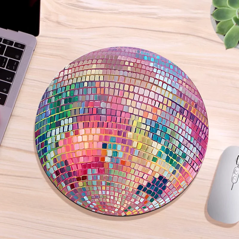 Rubber Round Pink Disco Ball M - Laptop Accessories Pink reseña y precio